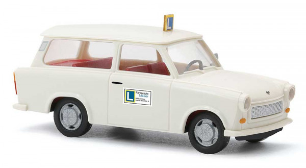 Busch 53215 - Trabant P601 Universal Kombi "Fahrschule"