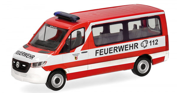 Herpa 098885 - Mercedes-Benz Sprinter ´18 Flachdach Bus "Feuerwehr Nürnberg"