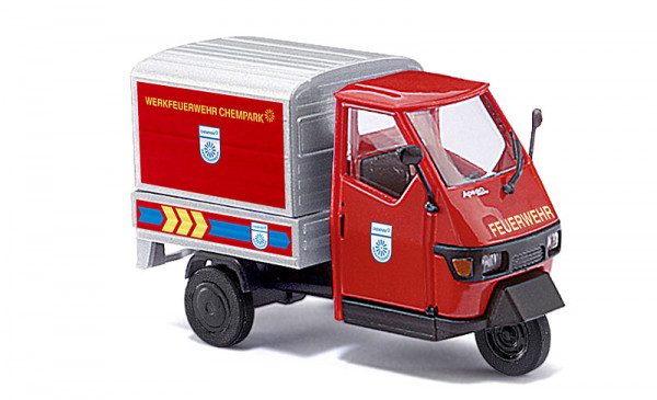 Busch 48449 - Piaggio Ape, Chempark