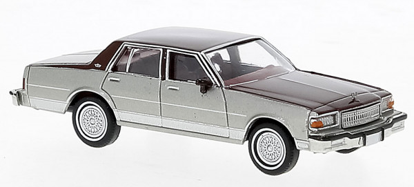 Brekina 19708 - Chevrolet Caprice, zweifarbig, silber/rot