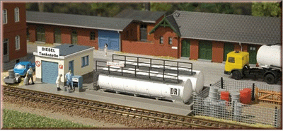 Auhagen 13326 - Dieseltankstelle