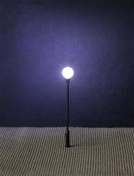 Faller 180104 - LED-Parklaternen, Kugel-Aufsatzleuchte, 3 Stück