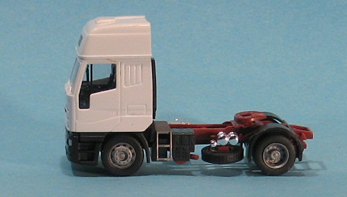 Rietze 60515 - Iveco Eurostar mit Hochdach, Sattelzugmaschine weiss