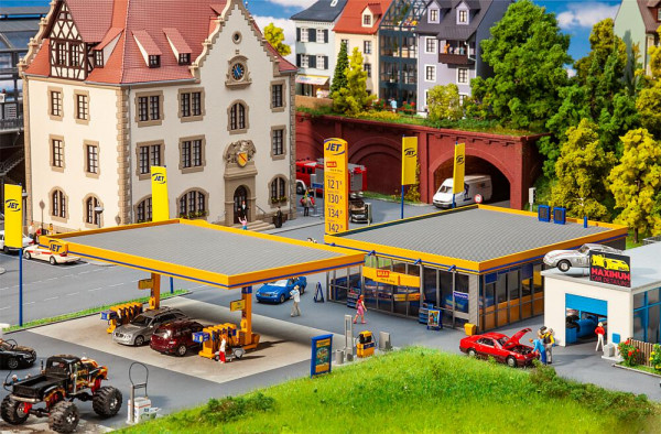 Faller 130589 - Jet Tankstelle mit Verkaufsshop/Tankinsel Bausatz