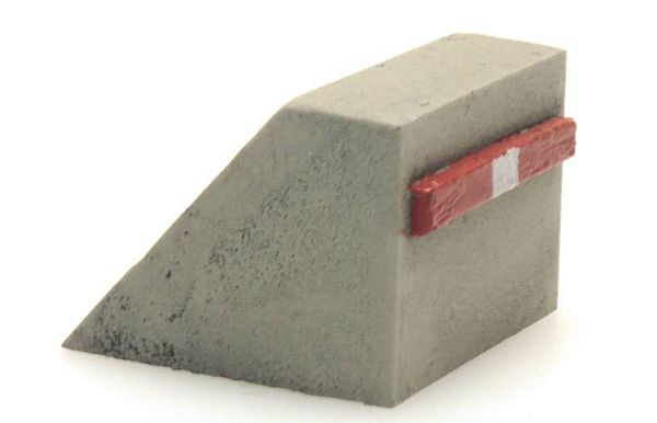 Artitec 312.015 - Prellbock aus Beton, Fertigmodell aus Resin, lackiert