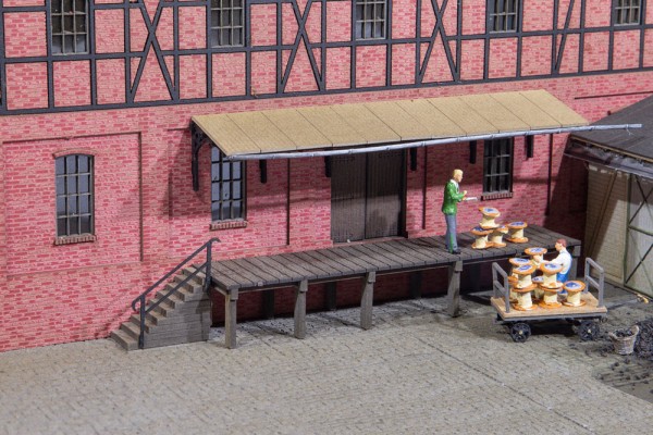 Joswood 40421 - Laderampe mit Dach