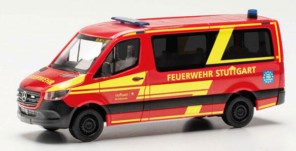 Herpa 097345 - Mercedes-Benz Sprinter ´18 Bus Flachdach "Branddirektion Stuttgart"