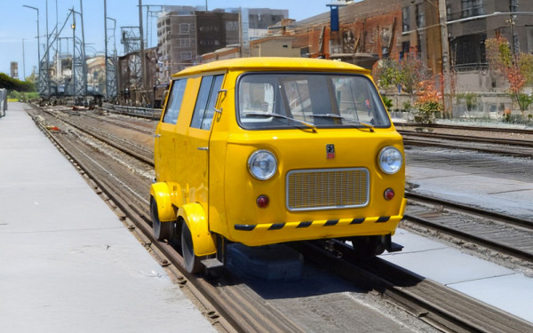 Rivarossi HR9005S - FS, Draisine Fiat 500 mit rechteckigem Kühlergrill, gelbe Farbgebung, mit DCC So