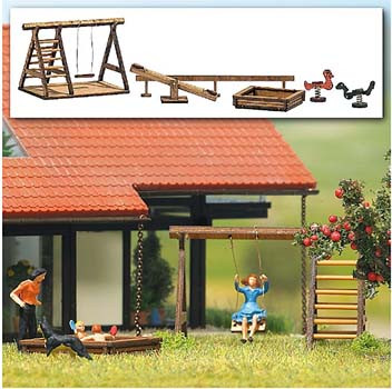 Busch 1485 - Spielplatz Bausatz für Klettergerüst/Schaukel, Balancierbalken, Wippe, Sandkasten und W