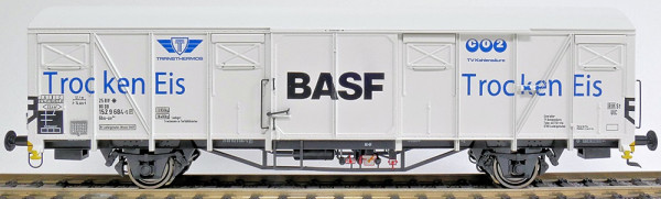 Exacttrain 20737 - DB gedeckter Güterwagen Gbs weiss Ep.4b, "BASF Trockeneis"