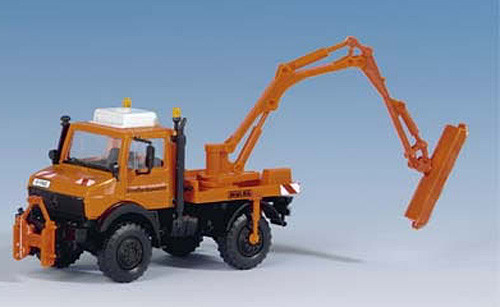 Kibri 15004 - UNIMOG mit Lichtraumschneidgerät