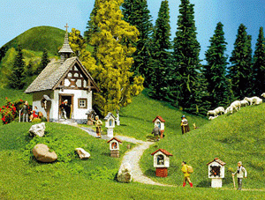 Faller 130235 - Kapelle mit Wegkreuzen
