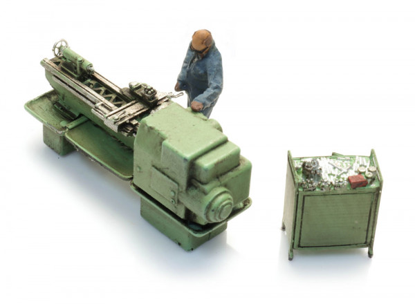 Artitec 387.660 - Drehmaschine mit Figur