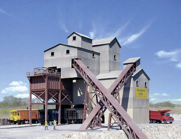 Walthers 533241 - Schotterwerk Glacier Gravel Co. 14,3 x 16,8 x 15,6 cm