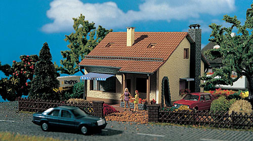 Vollmer 49213 - Landhaus 130x130x70 mm