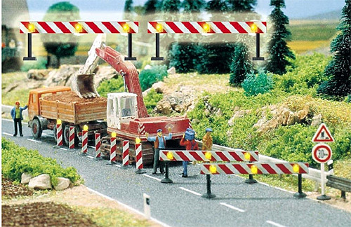 Busch 5905 - Baustellen-Absperrungen Komplett-Set: 2 Absperrschranken mit schneller Blinkschaltung.