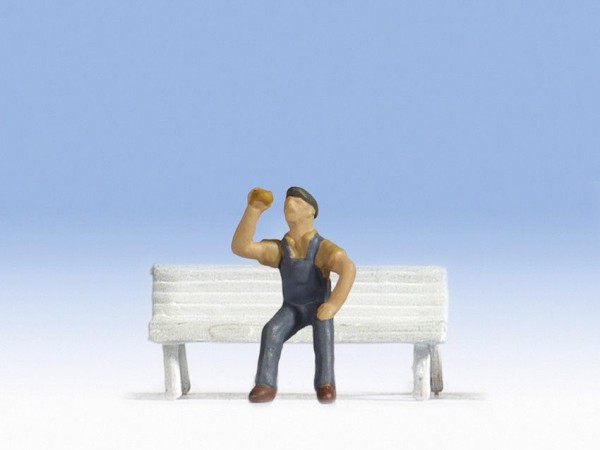 Noch 1527801 - Sitzender Arbeiter “Karl”