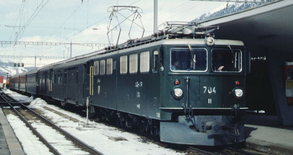 Bemo 1354114 - RhB Ge 6/6 II 704 gr.LokSou