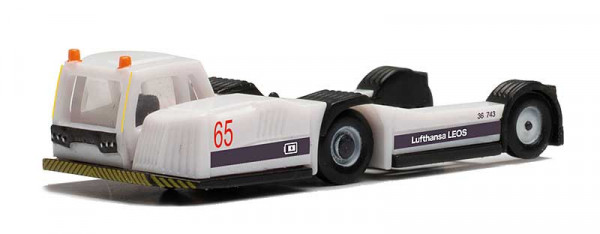 Herpa 573238 - Lufthansa LEOS Goldhofer AST-2 tractor