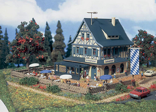 Vollmer 47698 - Gasthof mit Biergarten Bausatz