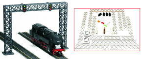 Proses PLS-013 - Signalbrücke 2 - Gleisig beleuchtet, mit 4 x 3 begriffige Signalschirme (H0 oder 00
