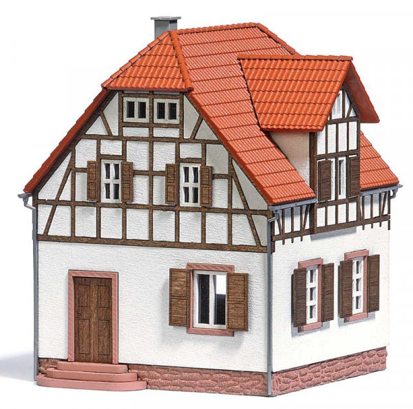 Busch 1672 - Arbeiterhaus Echt Holz 90 x 86 x 105 mm