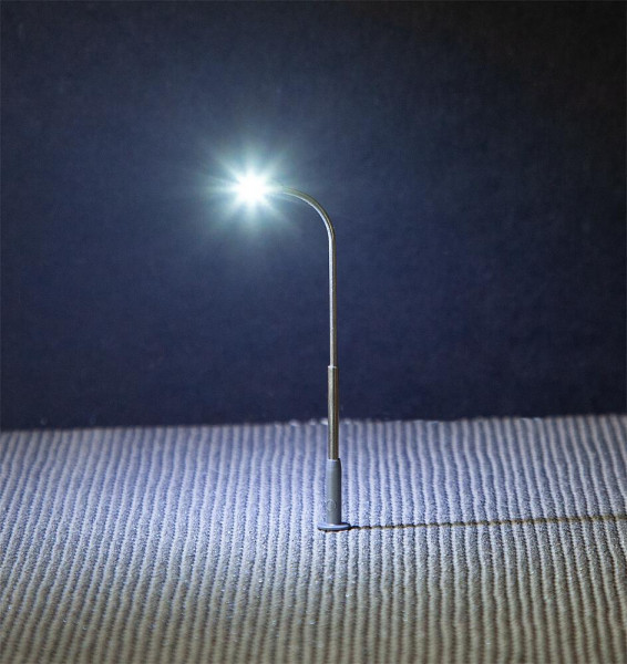 Faller 272120 - LED-Straßenbeleuchtungen, Peitschenleuchte, 3 Stück