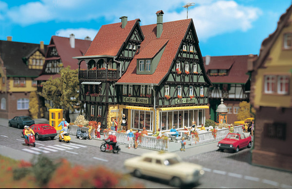 Vollmer 43695 - Café Bistro 168x140x145 mm Fachwerk