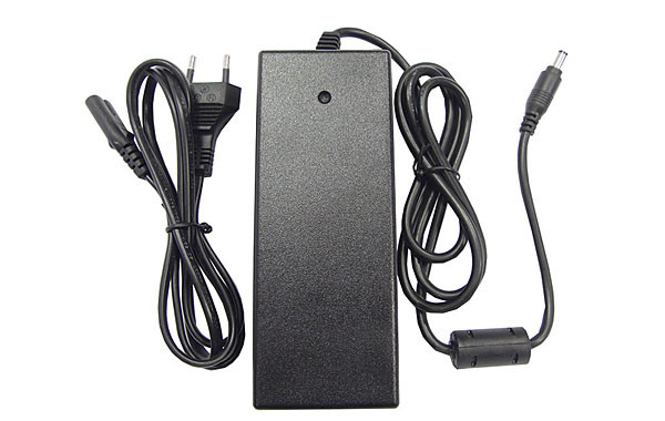 Piko 55046 - Schaltnetzteil 18V / 6 A