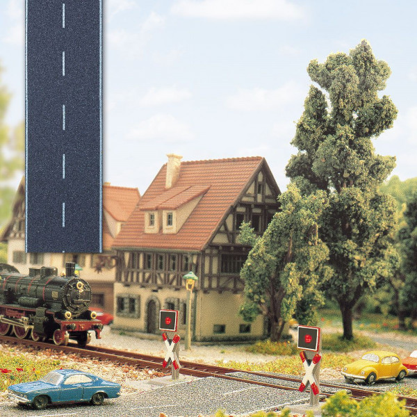 Busch 7081 - Asphaltstraße 1 mtr.