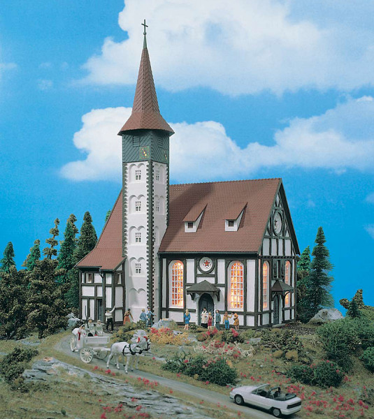 Vollmer 43768 - Fachwerkkirche Altbach 195x140x300 mm Fachwerk