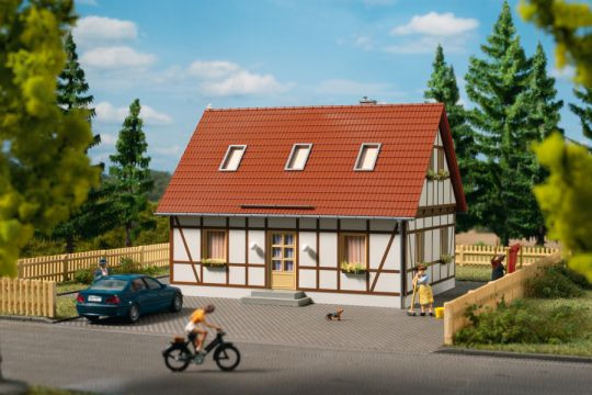 Auhagen 11455 - Einfamilienhaus 120 x 97 x 90 mm