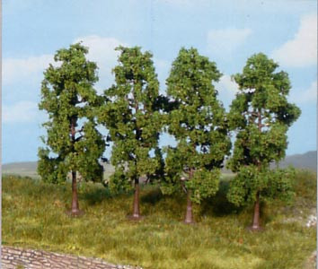 Heki 1976 - 4 Laubbaeume 11 cm