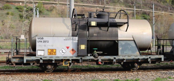 Bemo 2296551 - MGB Uhk 2871 Kesselwagen silber verwittert