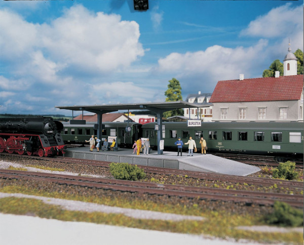 Piko 61821 - Bahnsteig "Burgstein"
