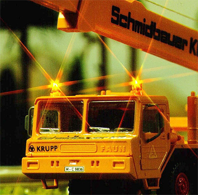 Busch 5918 - Gelblicht-Blinkset 2 gelbe Glühlampen (zum Einbau in H0-Fahrzeuge) und elektronische We