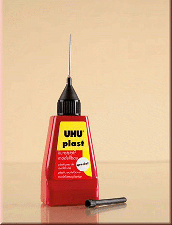 Auhagen 53517 - 1 Flasche Uhu Plast 30g