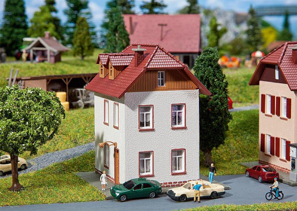 Faller 232329 - Wohnhaus 2 Etagen rotes Dach
