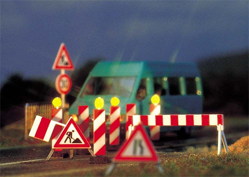 Busch 5956 - Baustellen-Set 7 Warnbaken (davon 4 mit Blitz) und Blinkschaltung