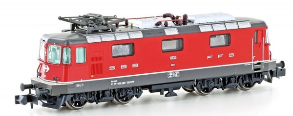Hobbytrain H3026 - SBB Ellok Reihe Re4/4 II 11130 rot Ep.6, lange Pufferbohle, Einholmpantograph