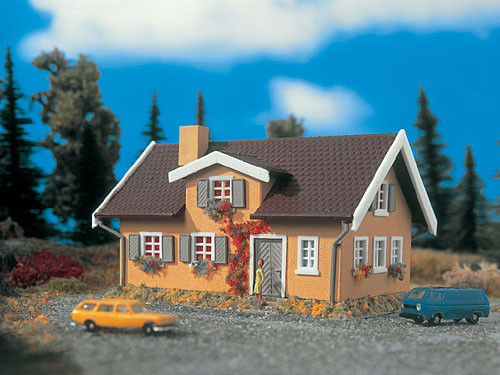 Vollmer 49570 - Landhaus 80x52x49 mm Bausatz