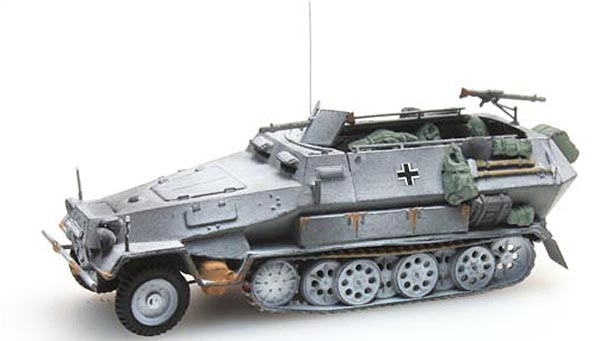 Artitec 387.73-WG - WM Sd. Kfz 251/1B grau-Wintertarnung