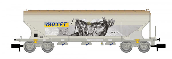 Arnold HN6734 - F-MISA, 4-achs. Getreidesilowagen mit geraden Seitenwänden, „MILLET“ mit Graffiti