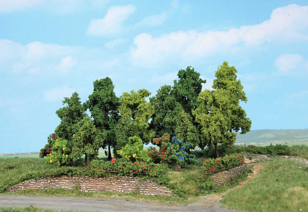 Heki 1996 - Laubwald, 18 Büsche und Bäume