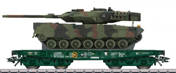Märklin 48843 - DB AG Schwerlastwagen Rlmmps der BW Ep.6, beladen mit Leopard 2A6
