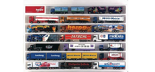 Herpa 029254 - LKW Schaukasten (weiss) Eurolänge (64,5cm x 45cm x 3,5cm)