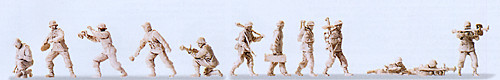 Preiser 16613 - Panzerabwehr in Winteruniform Deutsches Reich 1943-45 12 Figuren Bausatz