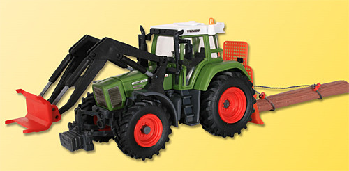 Kibri 12246 - FENDT 926 mit Frontpolderschild und Doppeltrommelwinde 8 x 3 x 4 cm