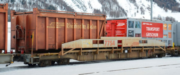 Bemo 2290122 - RhB Sl 7762 Tragwagen "Buender Güterbahn", mit Hafen-Sujet