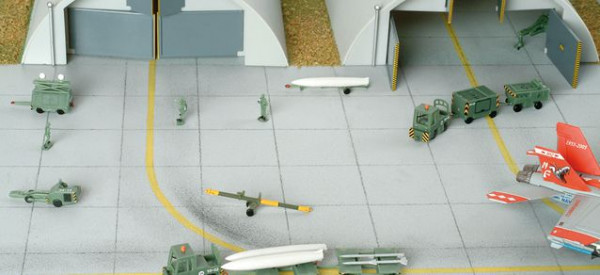 Herpa 551687 - Zubehör: ground support equip